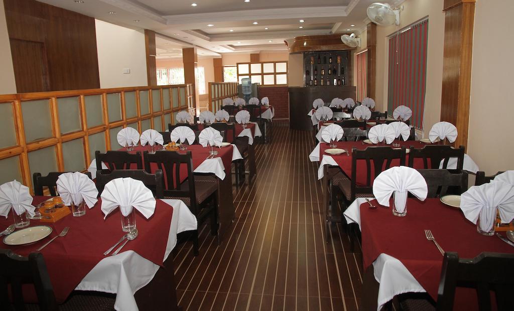 Hotel Center Lake Ποκάρα Εξωτερικό φωτογραφία
