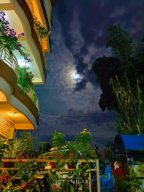 Hotel Center Lake Ποκάρα Εξωτερικό φωτογραφία